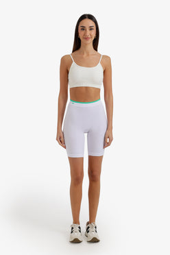 شورت متوسط  الطول بدون خياطة