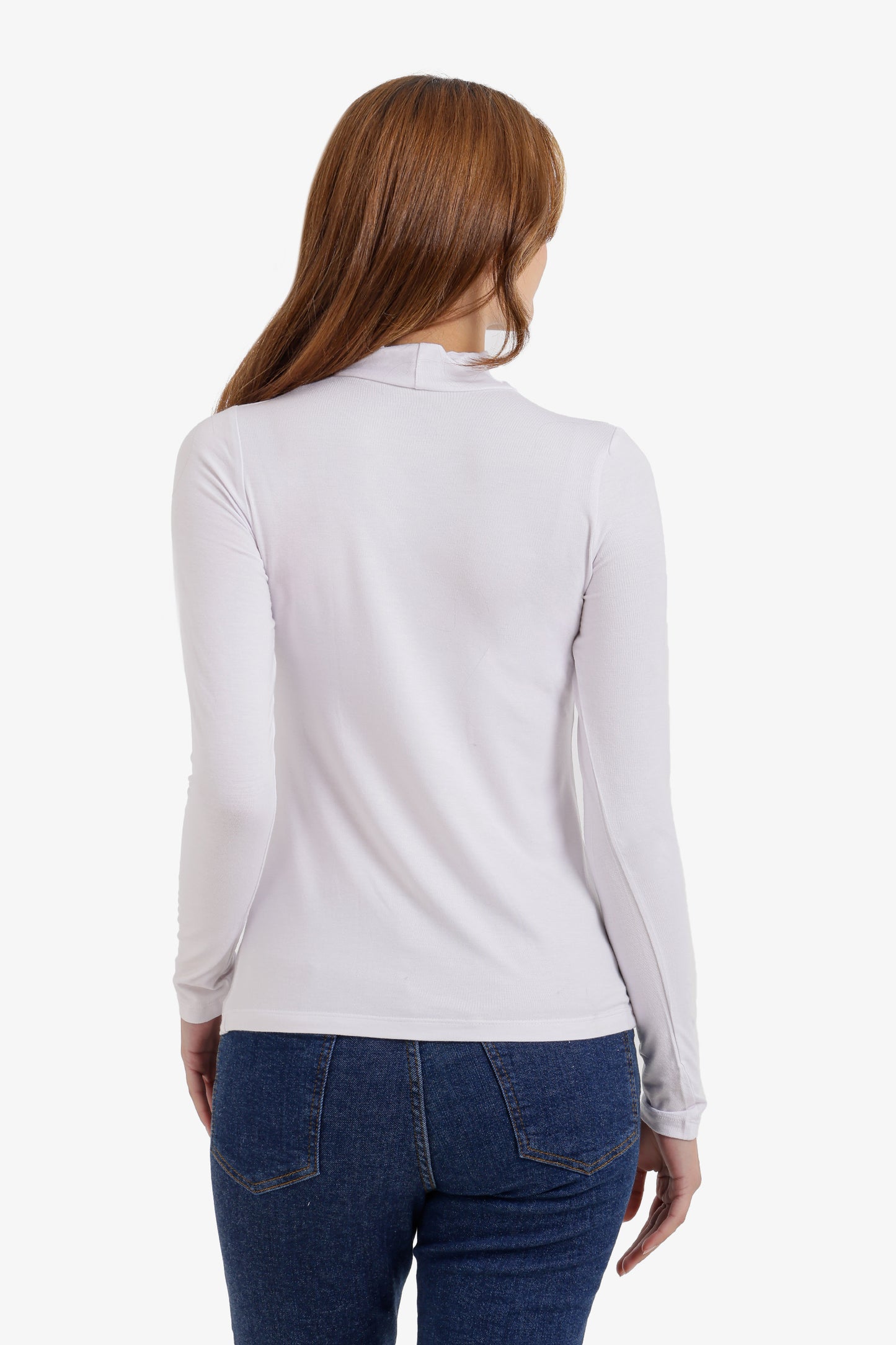 توب أساسي بأكمام طويلة