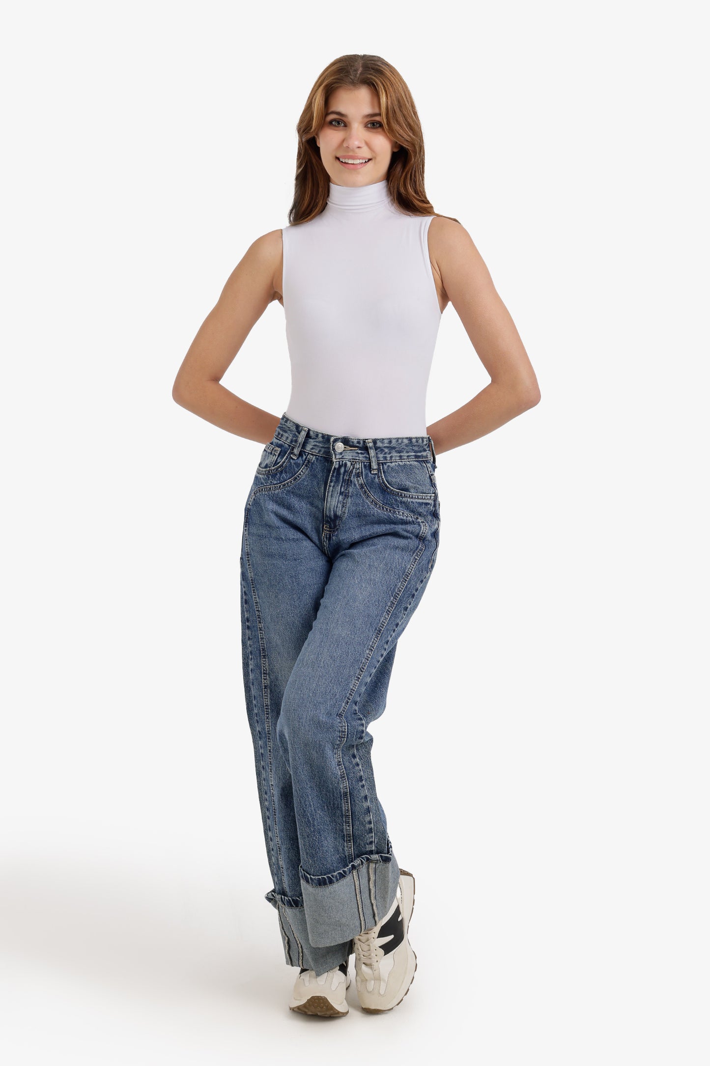 بودي سوت برقبة عالية