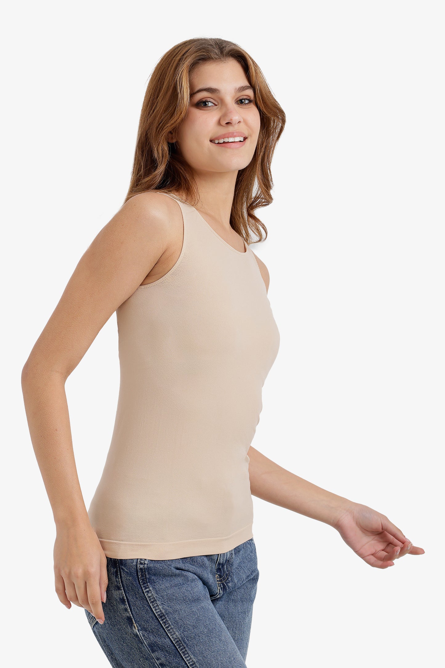 تانك توب برقبة دائرية واسعة