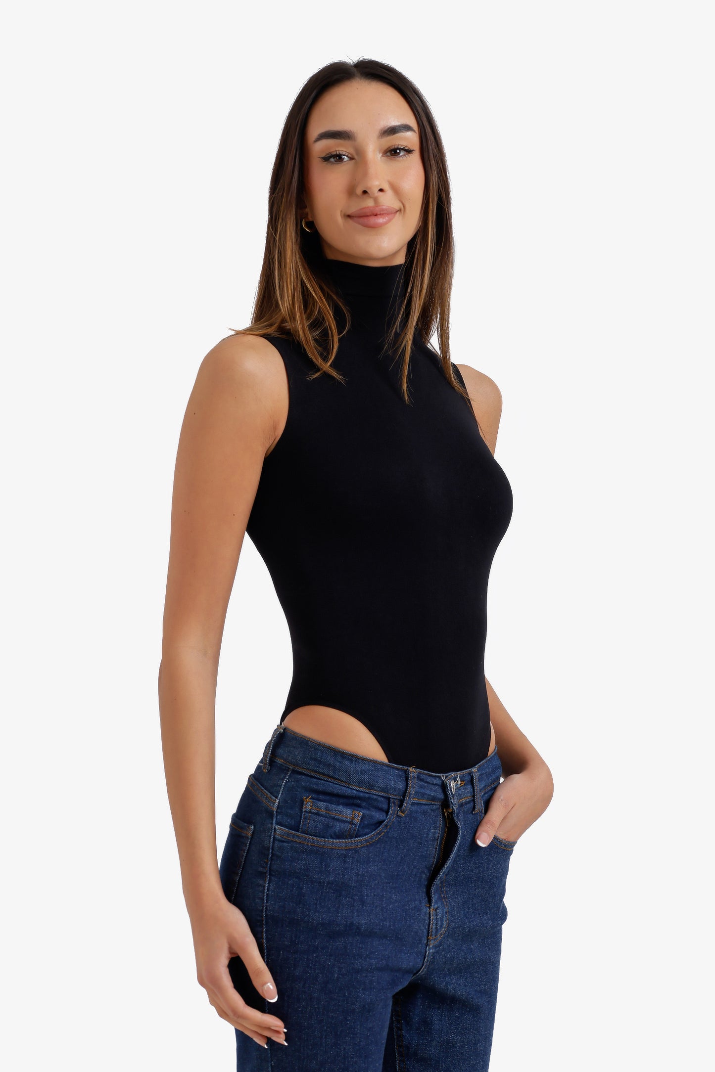 بودي سوت برقبة عالية