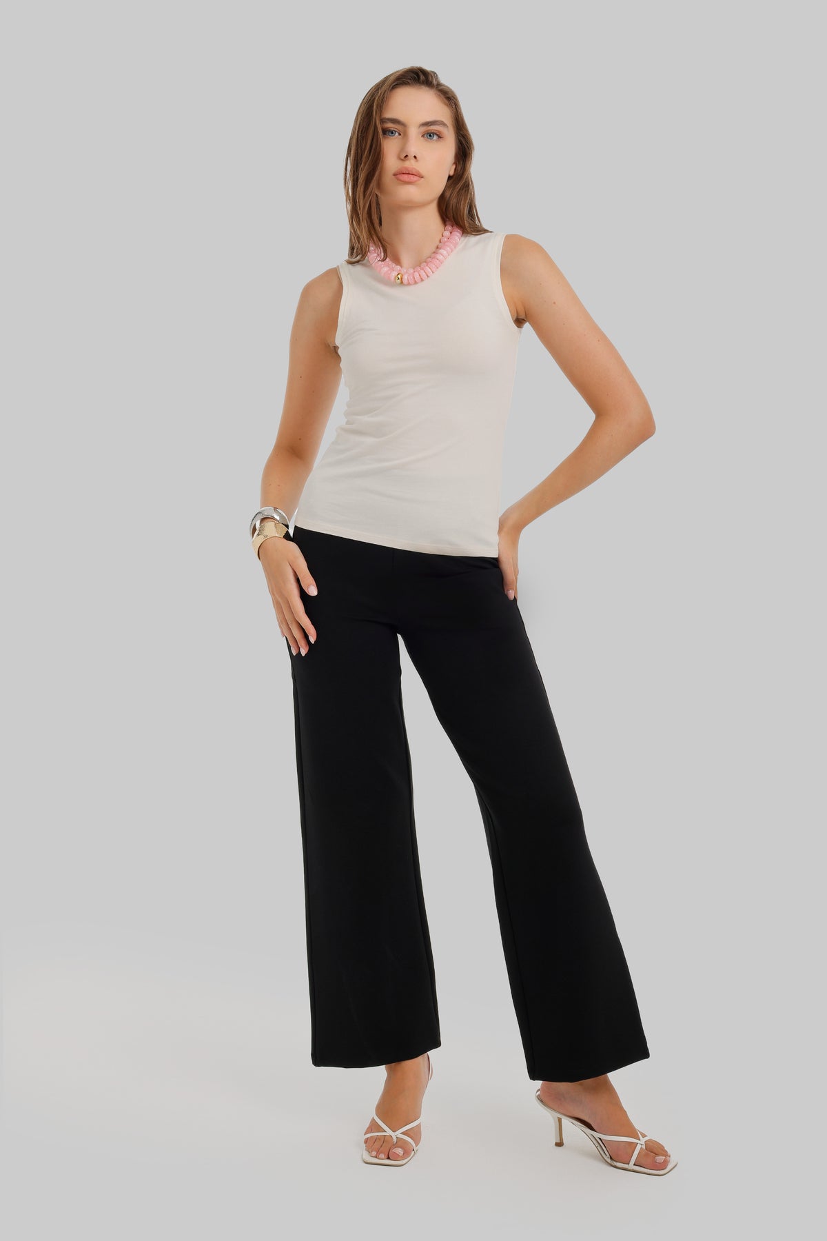 Round Neck Sleeveless Top