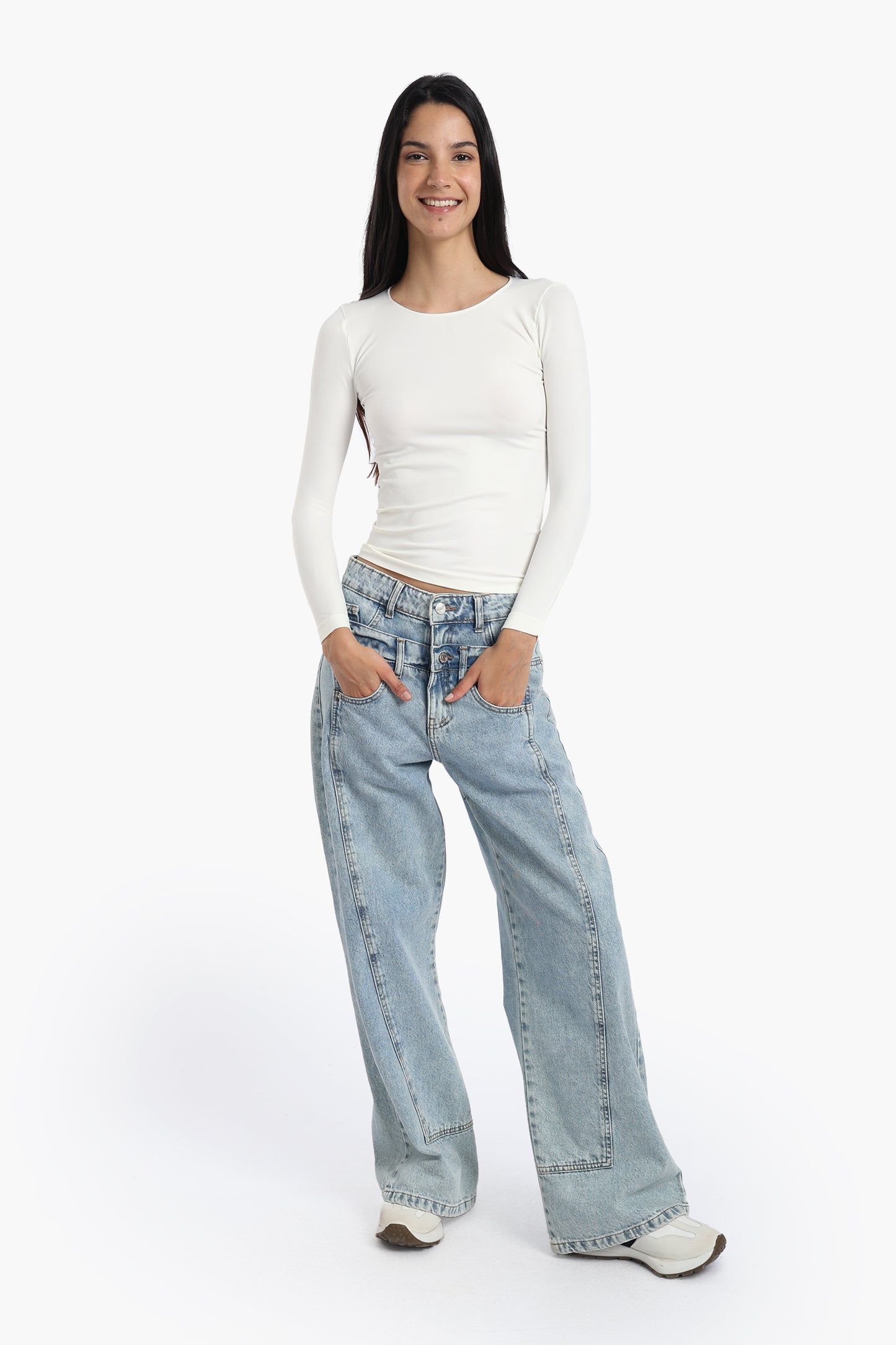 توب برقبة دائرية