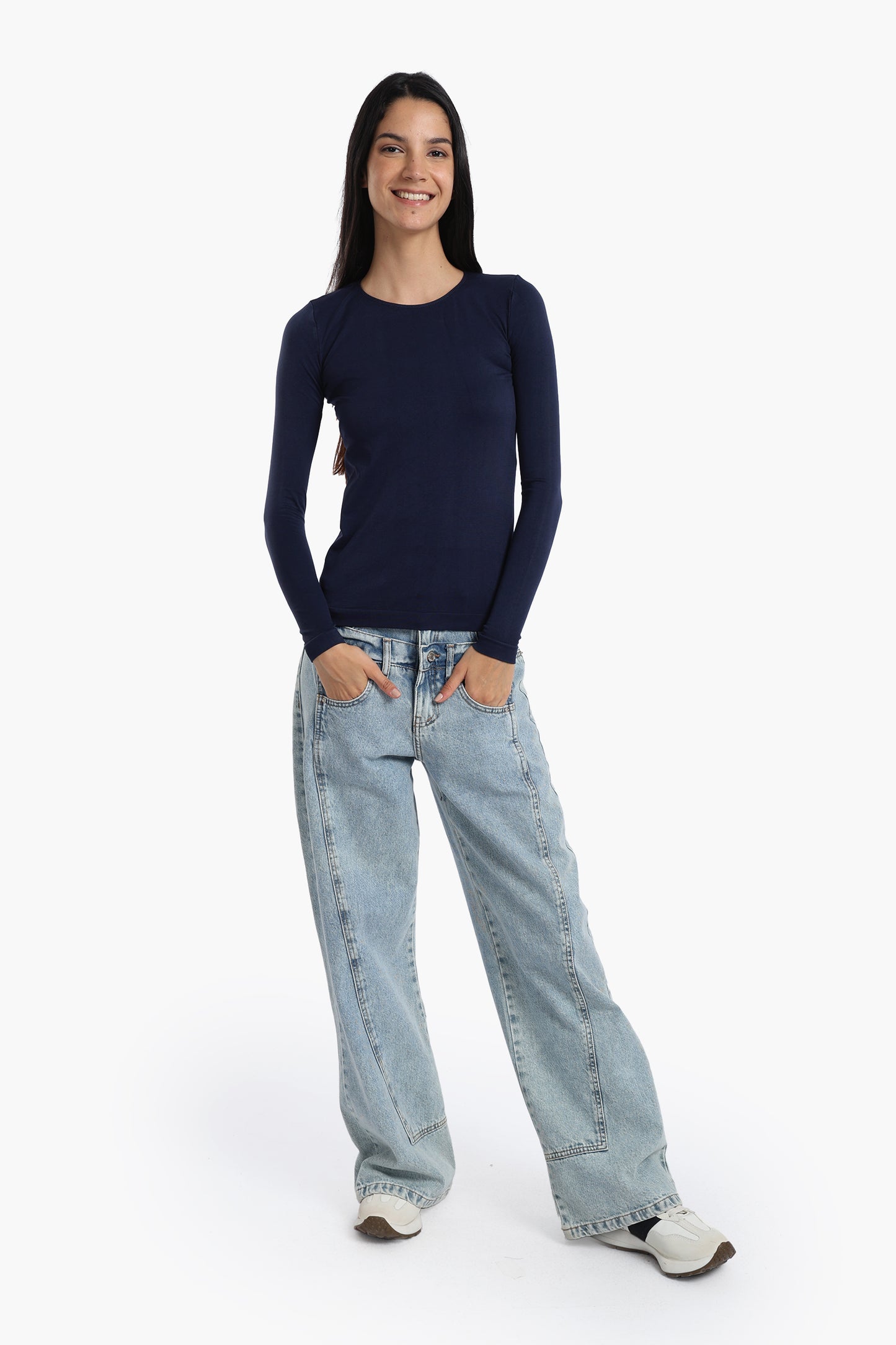 توب برقبة دائرية