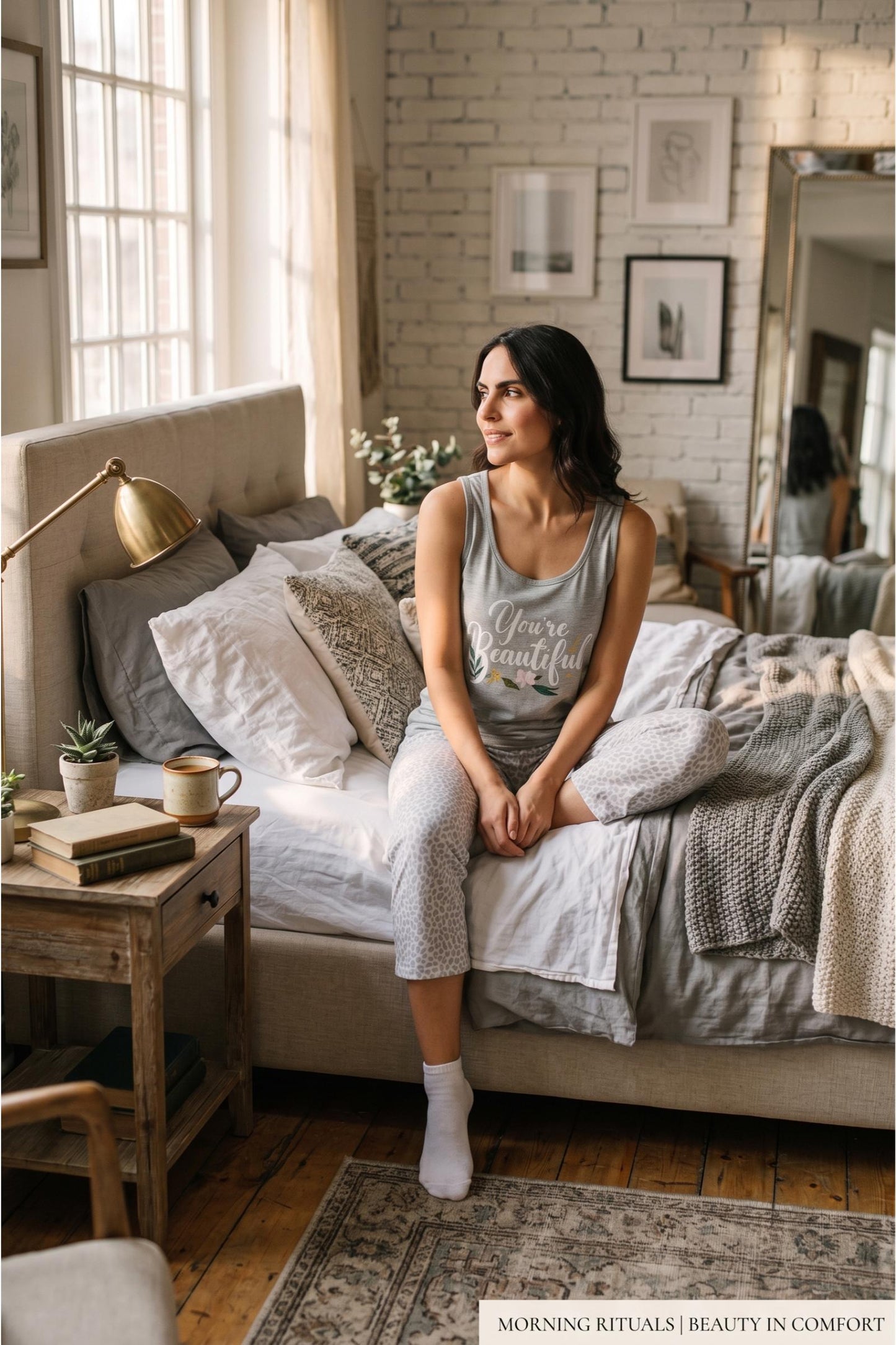 Printed Scoop-Neck Pyjama Set
