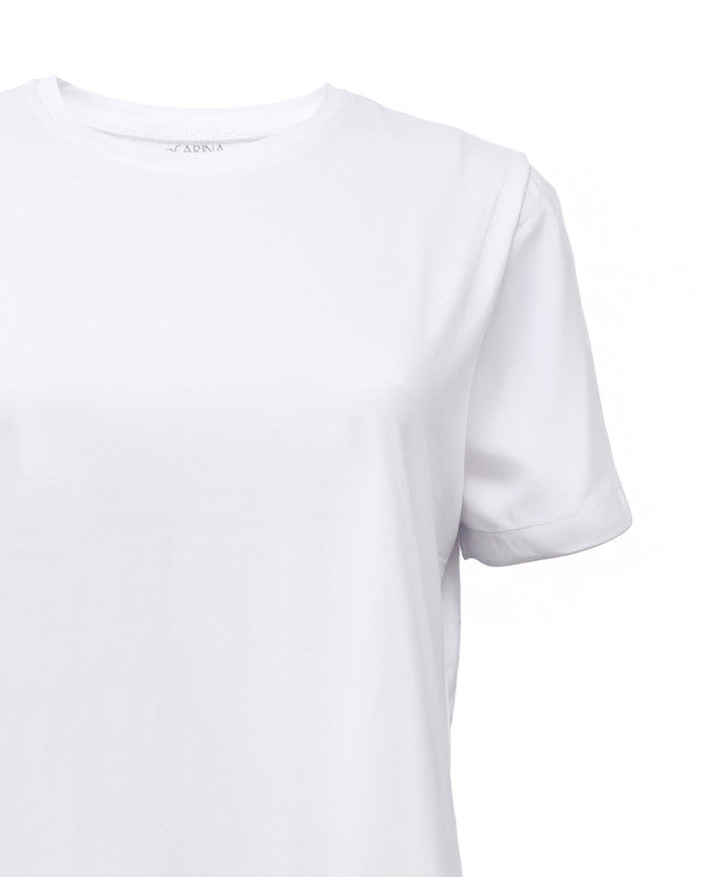 توب بياقة دائرية بأكمام قصيرة