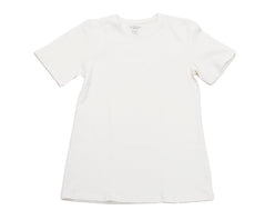 توب بياقة دائرية بقصة ضيقة