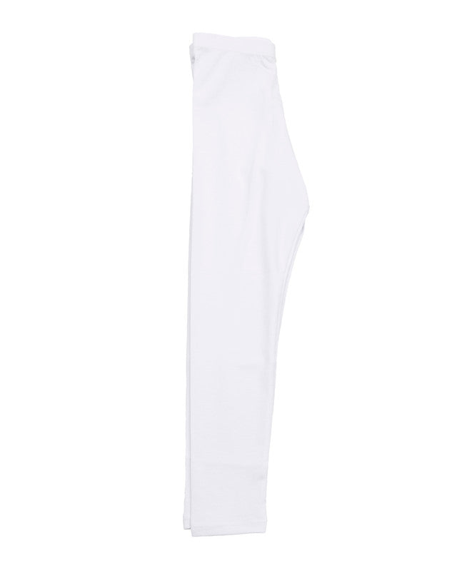 ليجنز جيرلي بقصة ضيقة