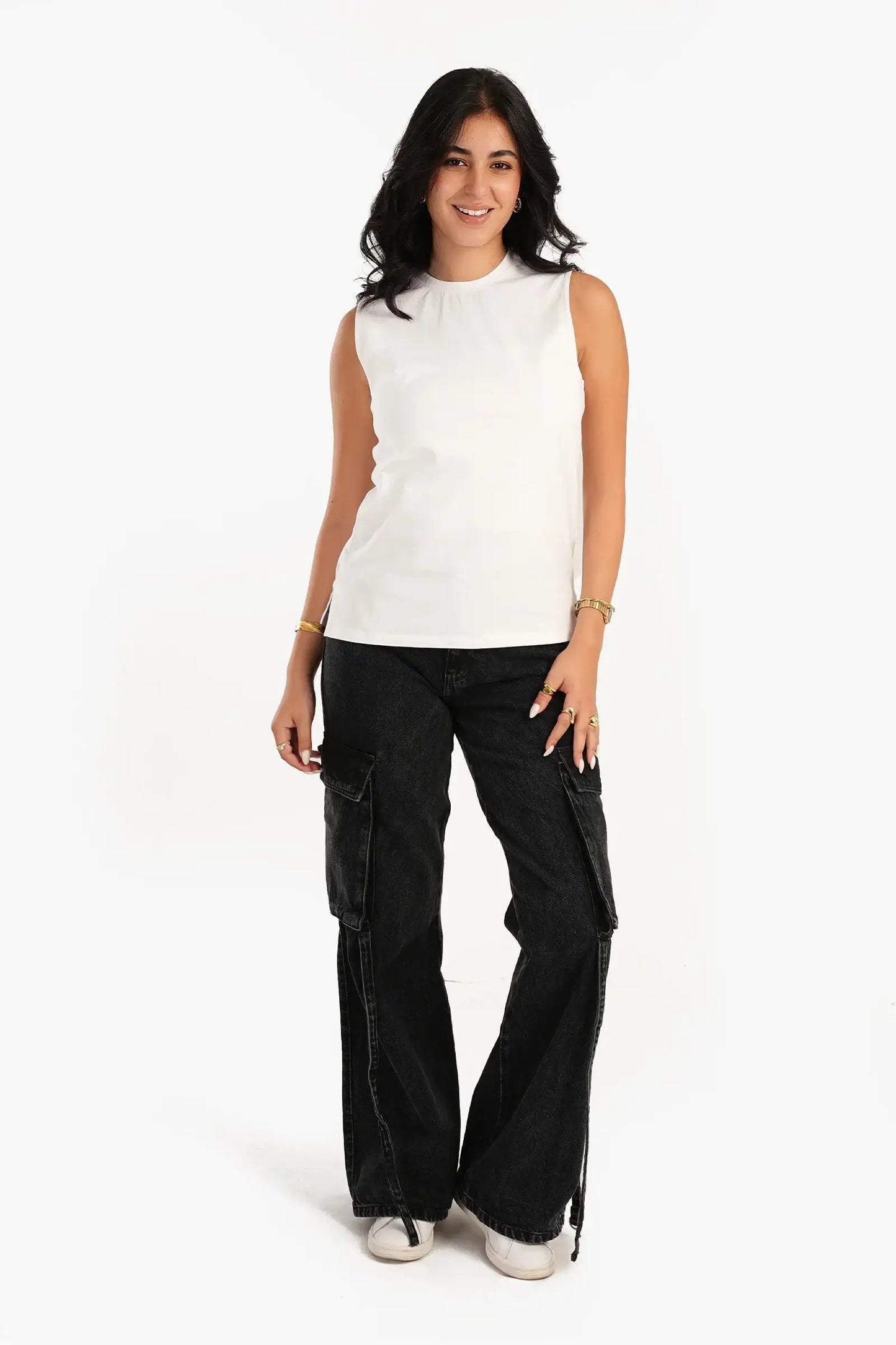 تانك توب بقصة ضيقة