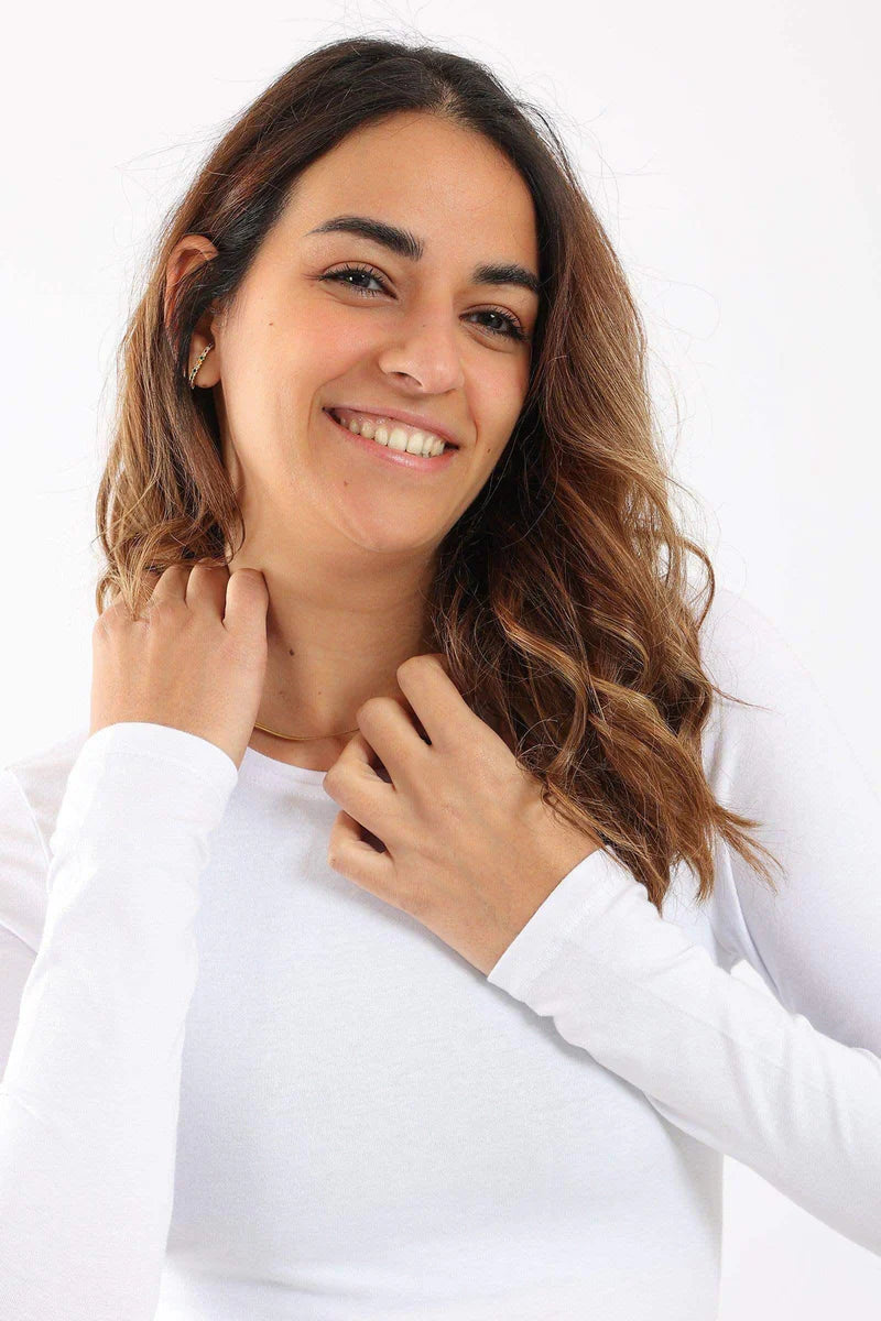 توب بياقة دائرية