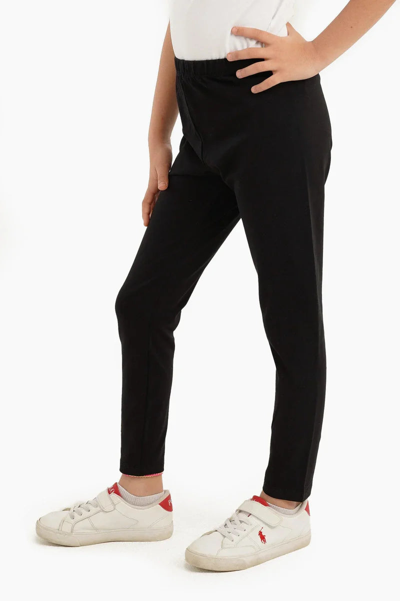 ليجنز جيرلي بقصة ضيقة