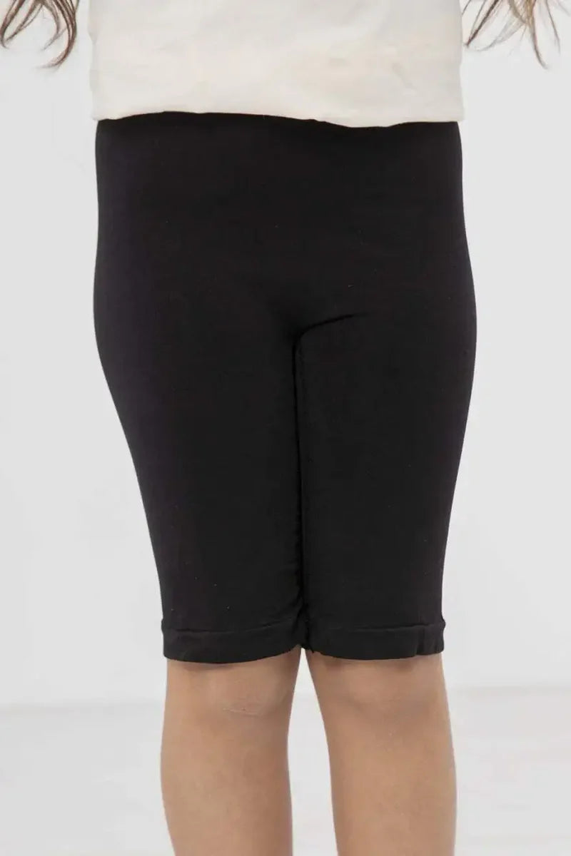 شورت جيرلي أساسي