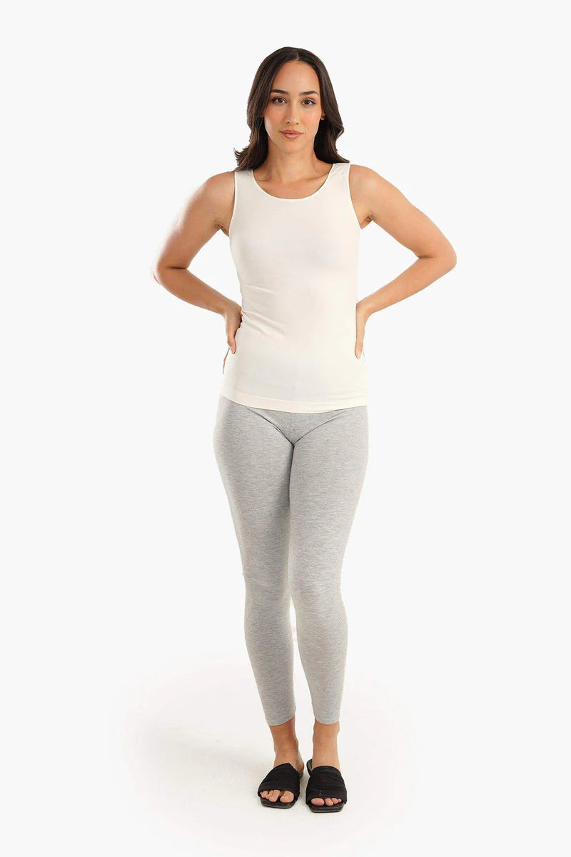 تانك توب برقبة دائرية واسعة