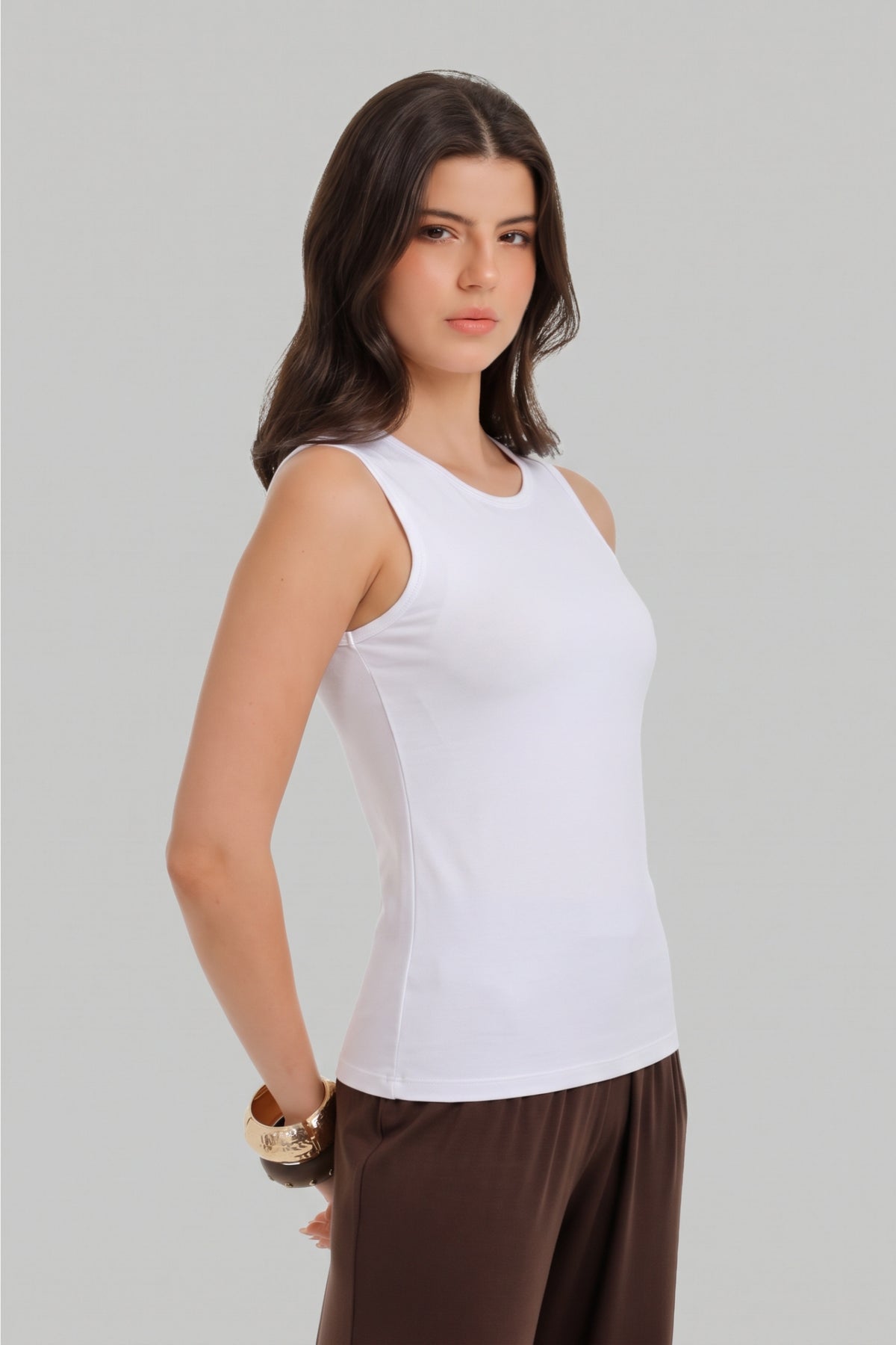 Round Neck Sleeveless Top